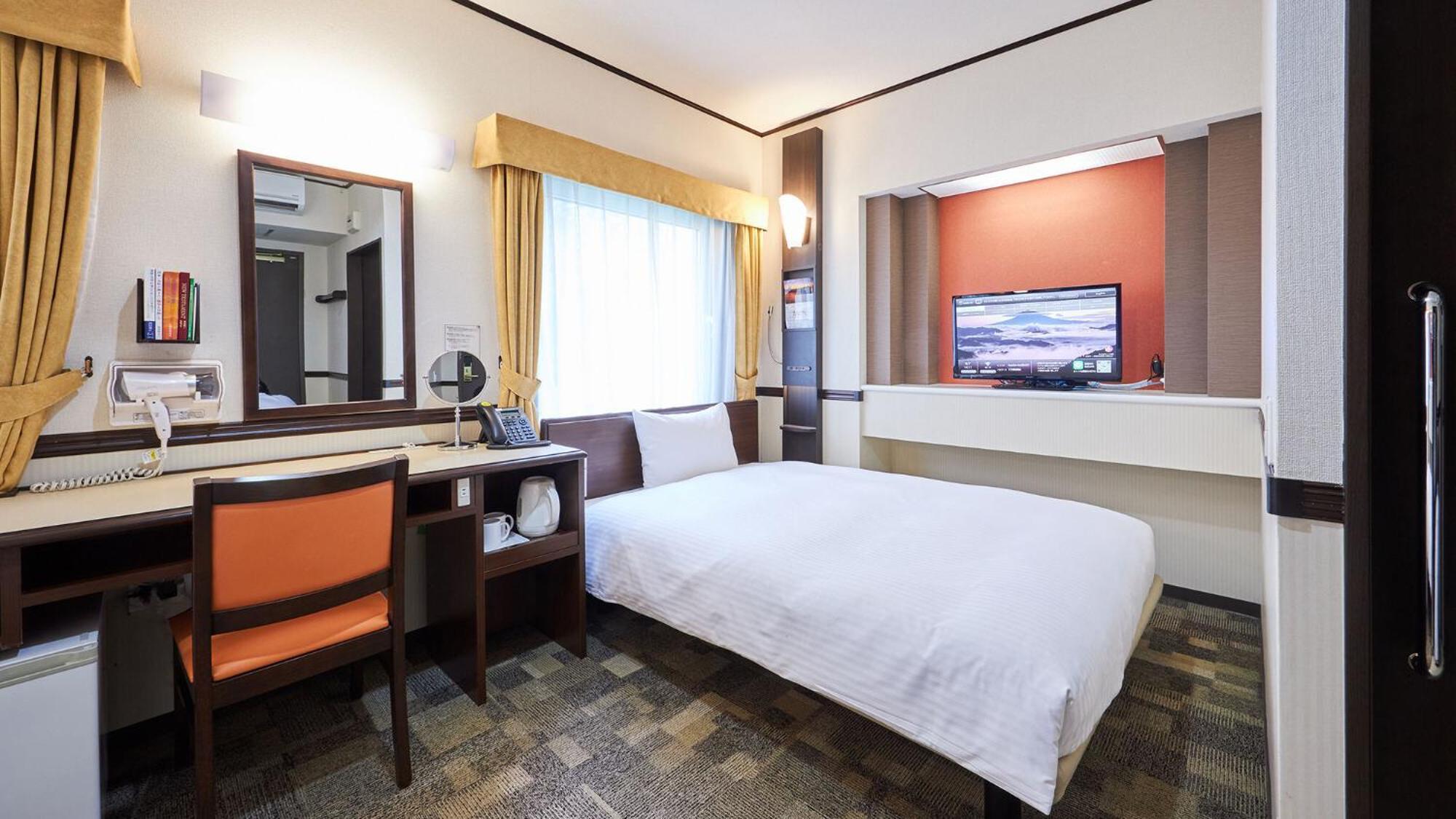 Toyoko Inn Tsu Eki Nishi Guchi Zimmer foto